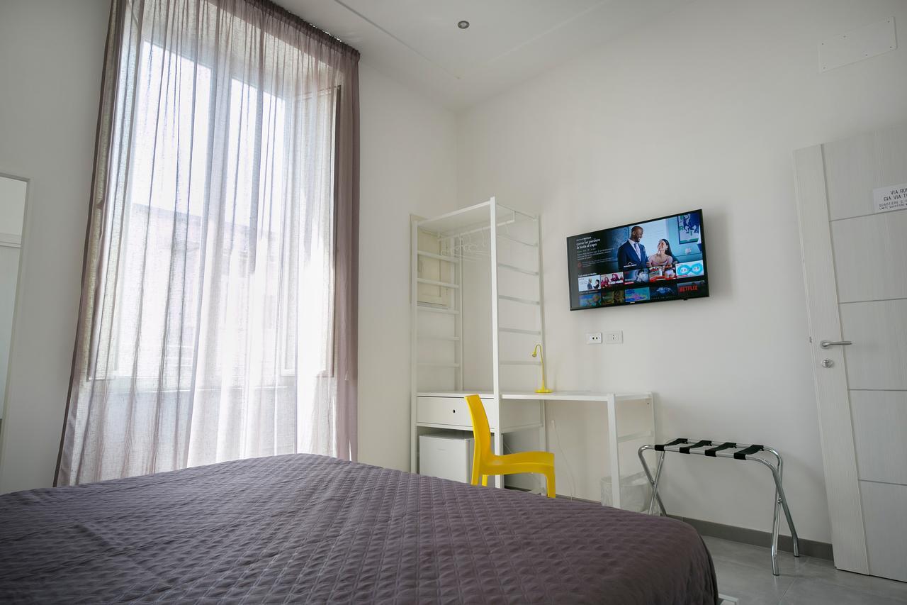 President Suites Неаполь Экстерьер фото