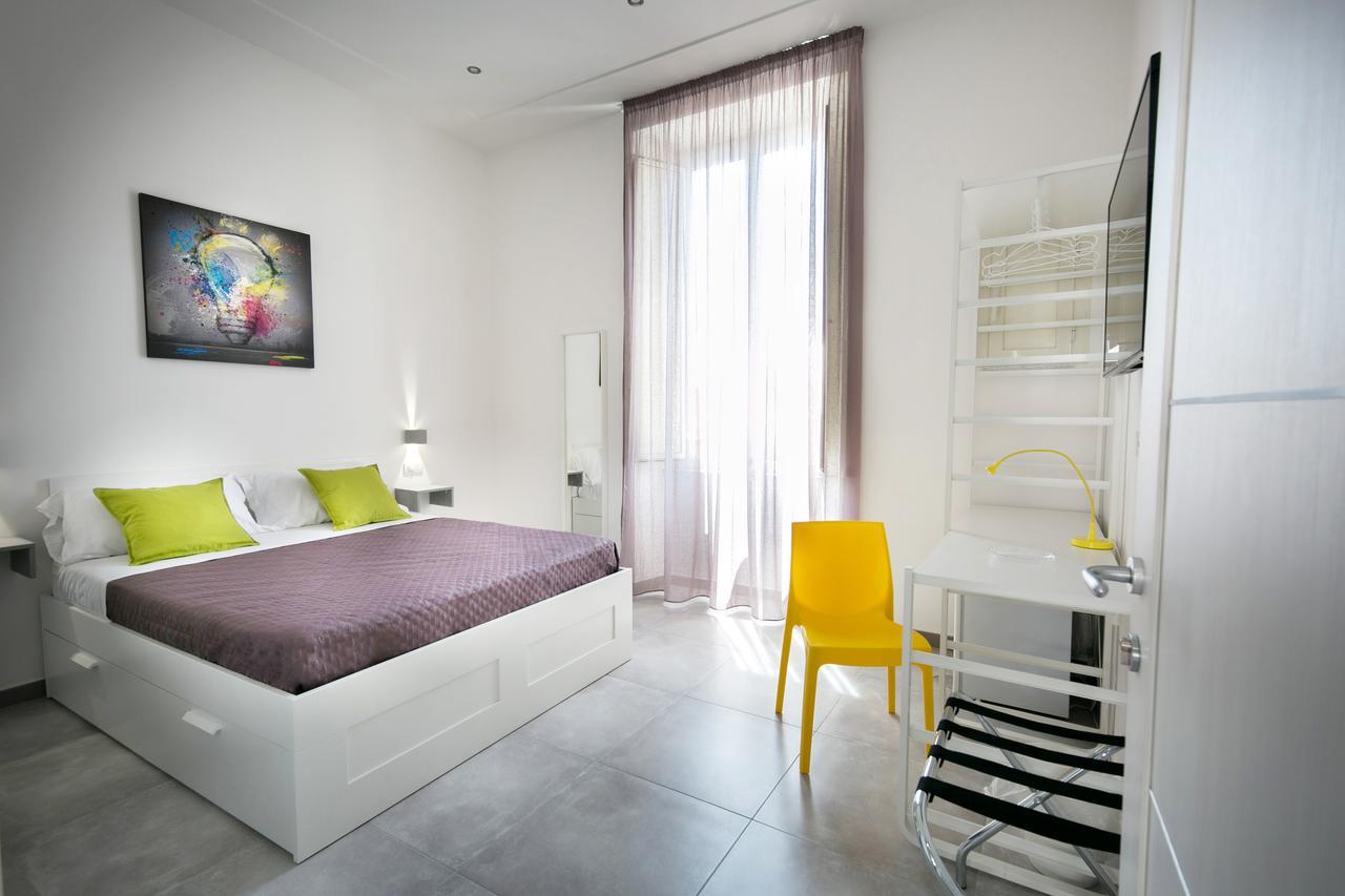 President Suites Неаполь Экстерьер фото